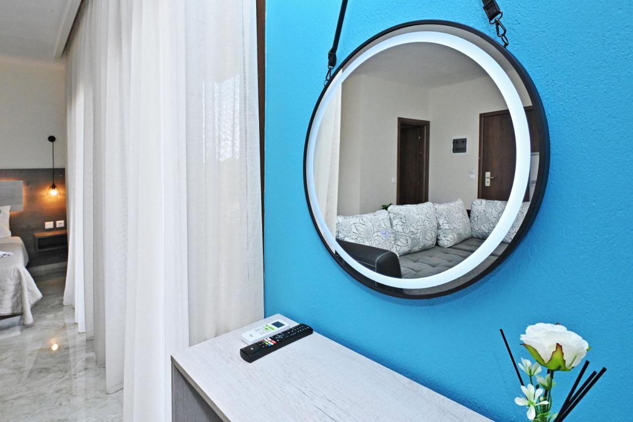 Sinodinos Deluxe Apartments Áfitos Extérieur photo