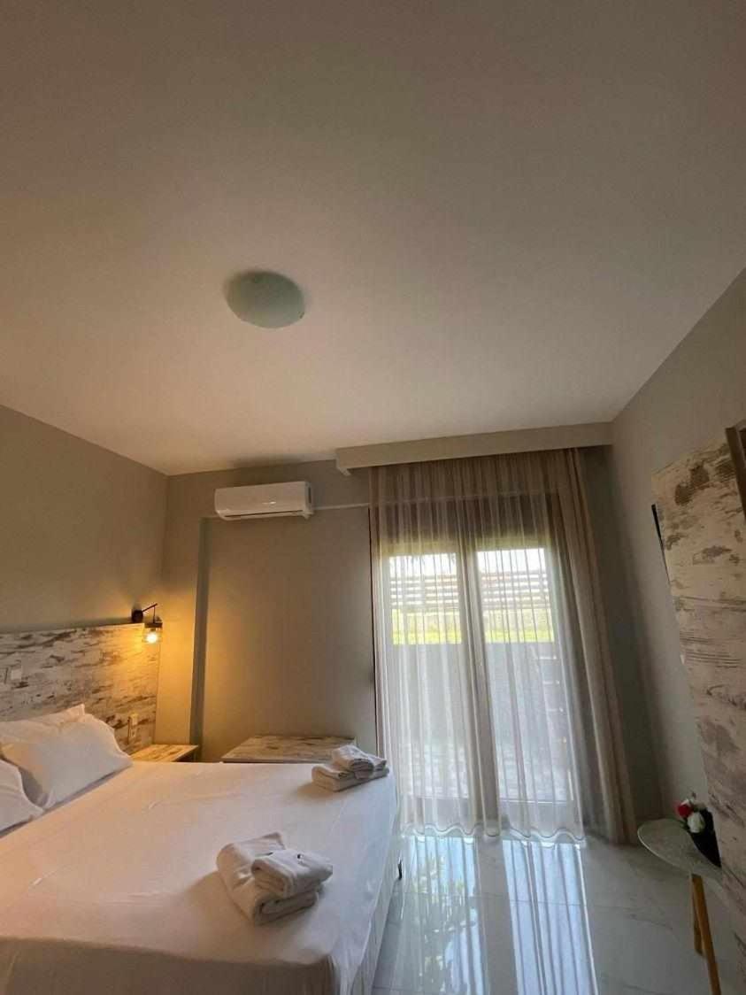 Sinodinos Deluxe Apartments Áfitos Extérieur photo