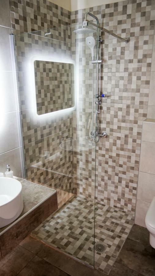 Sinodinos Deluxe Apartments Áfitos Extérieur photo